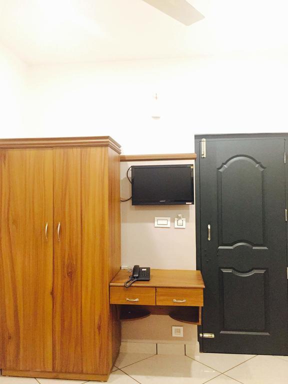 Icon Residency Hotel Kalpatta Ngoại thất bức ảnh